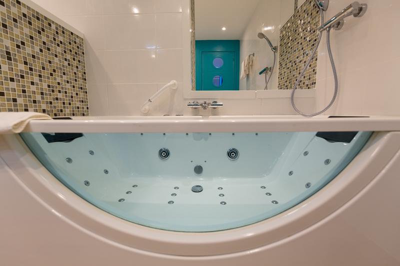 Citotel Le Regina Bordeaux Gare Saint-Jean מראה חיצוני תמונה